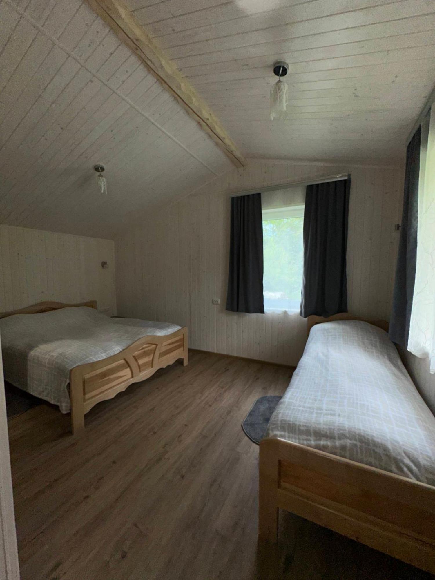 Hotel Рада Дараба à Krasnik Extérieur photo