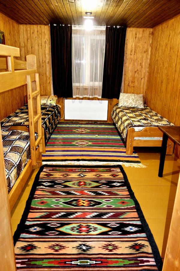 Hotel Рада Дараба à Krasnik Extérieur photo