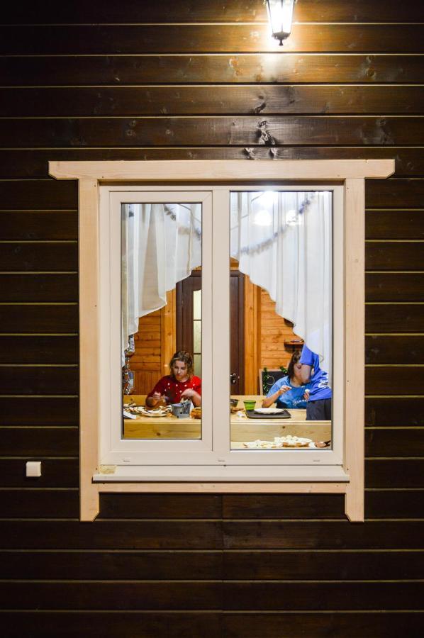 Hotel Рада Дараба à Krasnik Extérieur photo